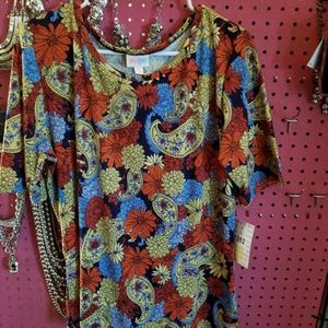 3 XL Gigi top NWT